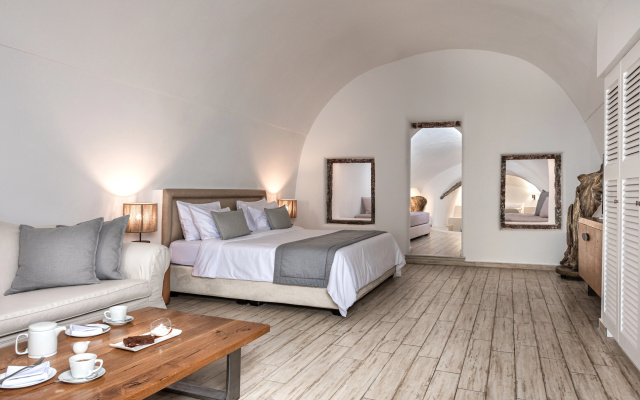 Aqua Luxury Suites