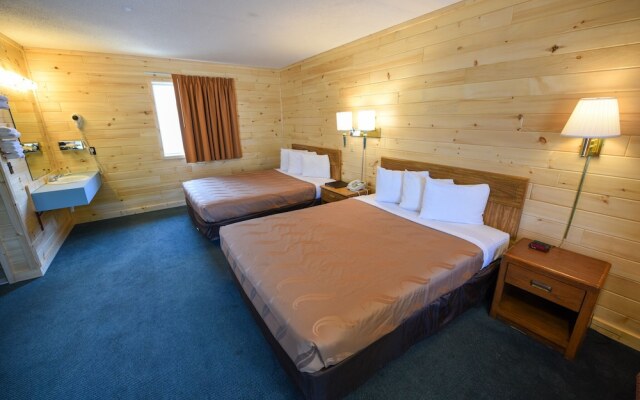 Blue Water Beachfront Hotel & Waterpark