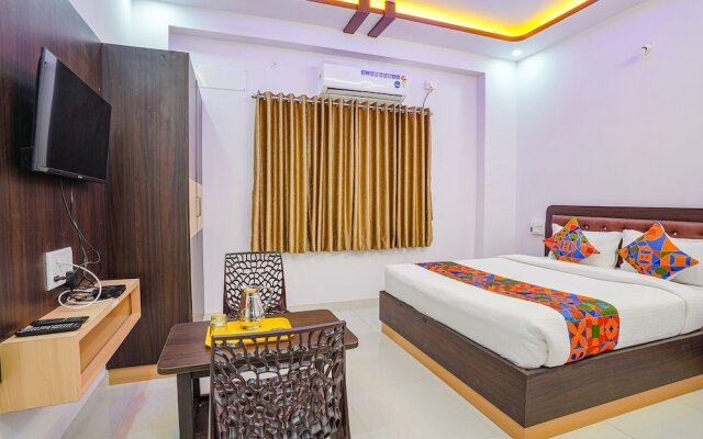 Fabhotel Sri Ram Comforts