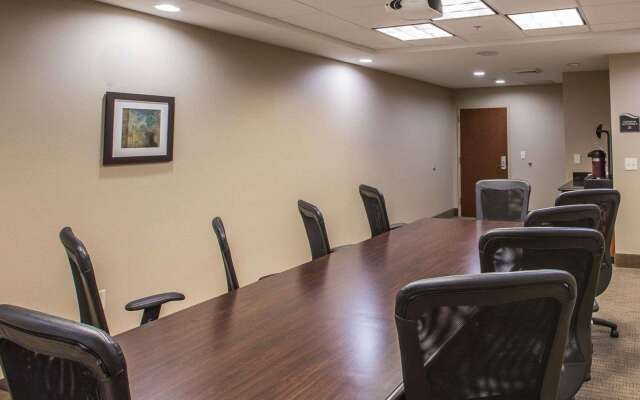 Comfort Suites Whitsett - Greensboro East