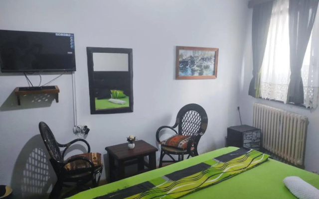 Boutique Villa 84