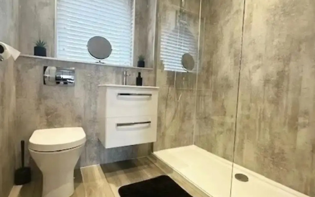 2 Bedroom, Cozy Coastal Retreat in Anstruther