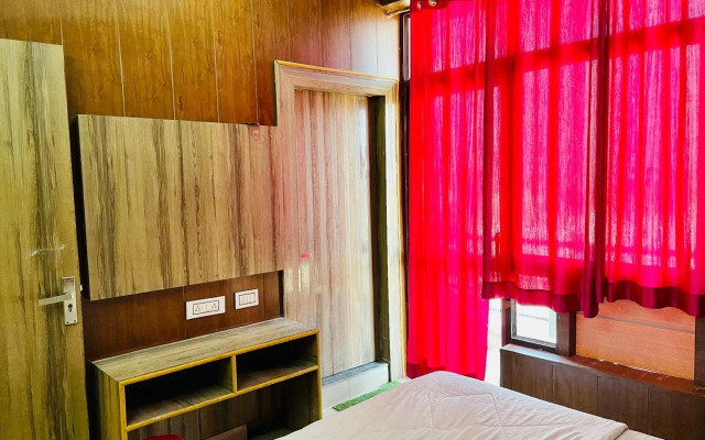 Grand Ganga Resort