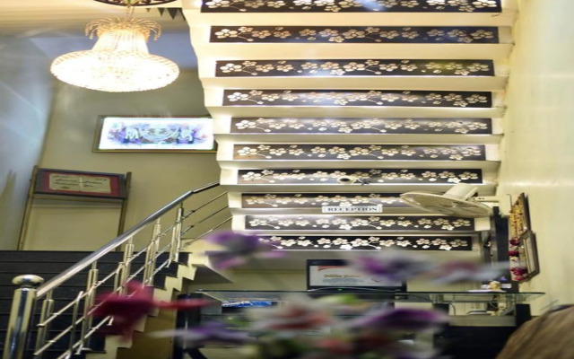 Hotel Parvati Palace