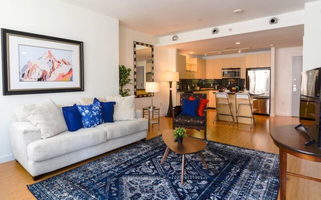 Downtown Location - Great Value 1 Br Apartment