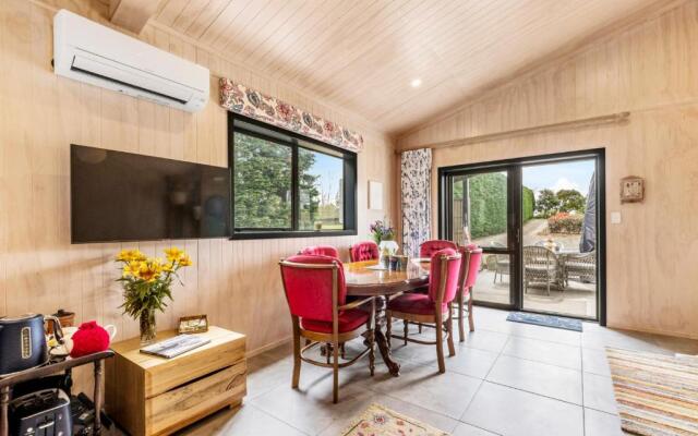 The Barn - Karaka Farm Stay