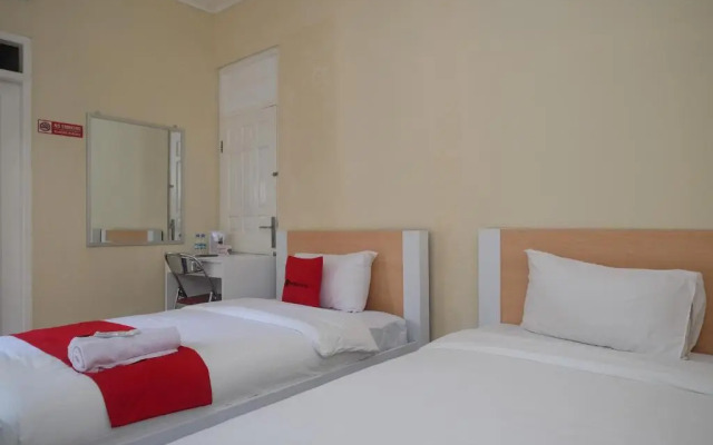 RedDoorz Syariah near Kampus UNSOED Purwokerto