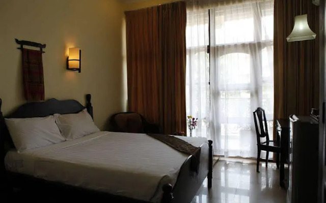 Amber Villa