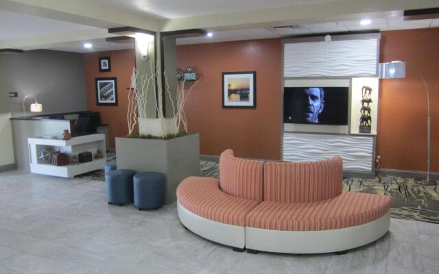 Best Western Waldo Inn and Suites