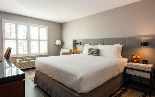 Hotel Indigo Napa Valley by IHG