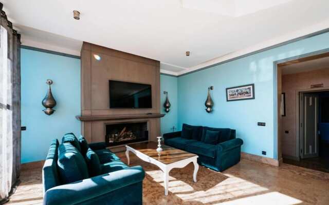 Charming 14-bed Villa in Marrakech