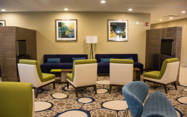 Holiday Inn El Paso Airport, an IHG Hotel