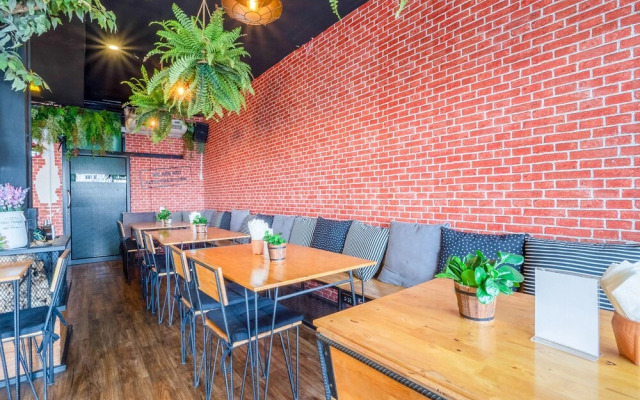 OYO 75306 Spice Guest House