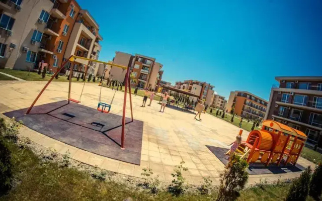 Holiday Garden Hotel