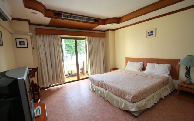 Chantorn Jomtien Guesthouse 1