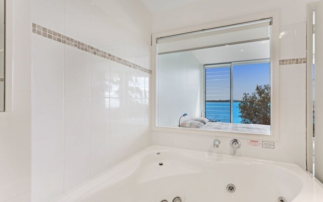 Mirage, 24A Gloucester Street