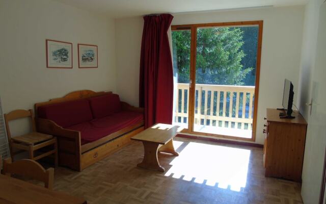 Lou Services Apartment CB67 LSI 001