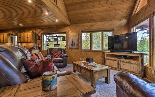 2 Mi to Rocky Mountain Nat'l Park: Cabin w/ Views - фото 3