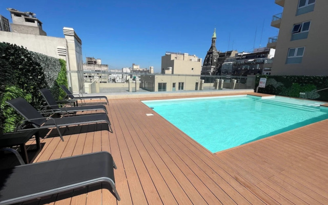 Studio Luxury Balcony Pool