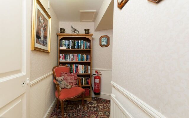 Potters Mooring Guest House Hotel