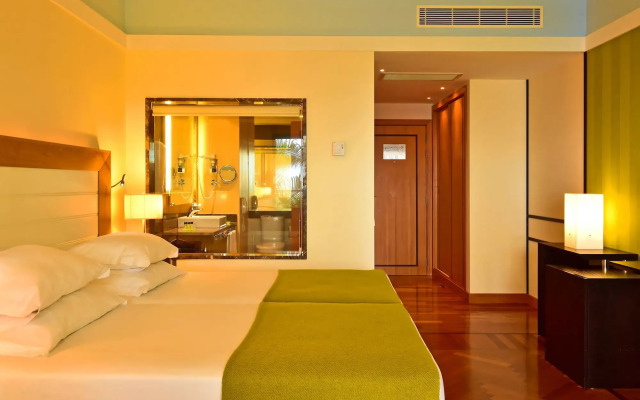 Pestana Promenade Ocean Resort Hotel