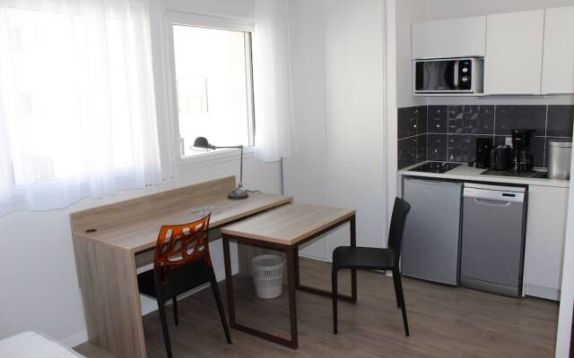 Appart-Hotel Mer & Golf City Ile de Nantes