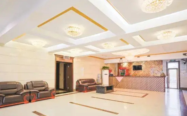 Home Inn Huayi Hotel (Xinmin Liaohe Street)