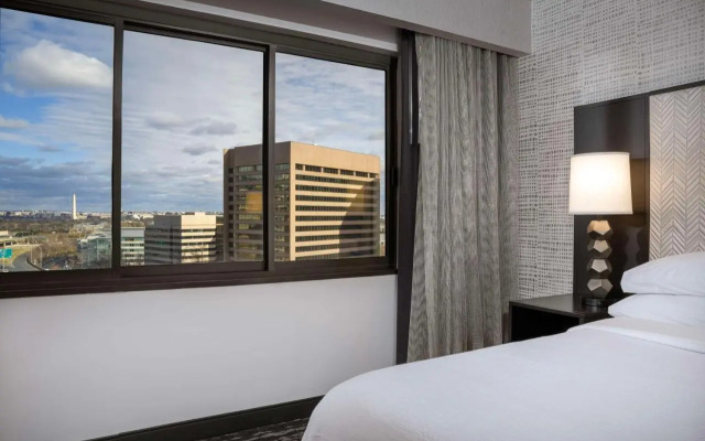 Crystal City 203