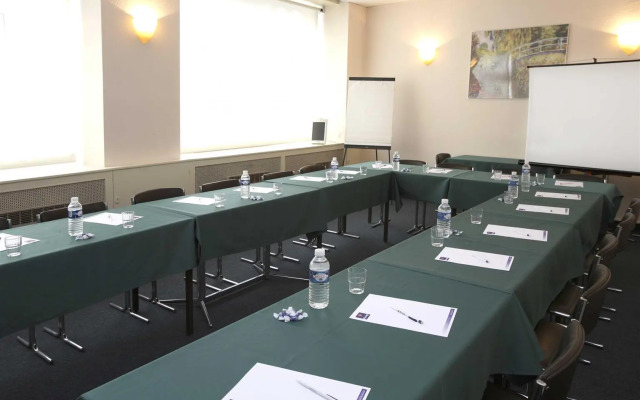 Kyriad Lille Centre Gares