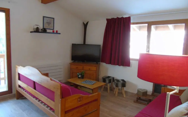 Lou Services Apartment CB25 LSI 001