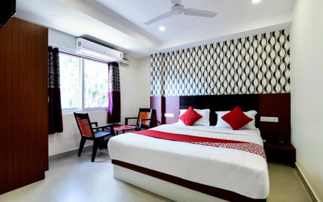 Sm Hotel By OYO Rooms