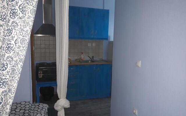 Romantically allured studio next to the center