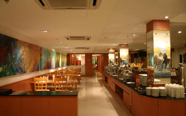 Baron Beach Hotel
