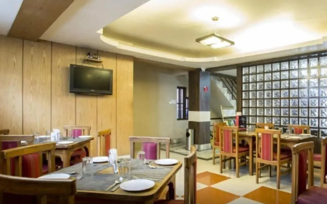 FabHotel The Junction