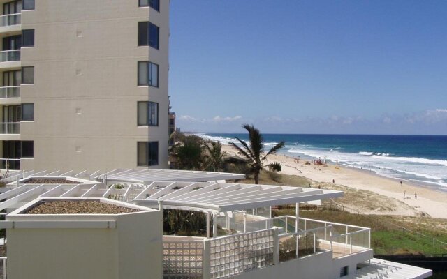 Anglesea Beachfront Court Holiday Units
