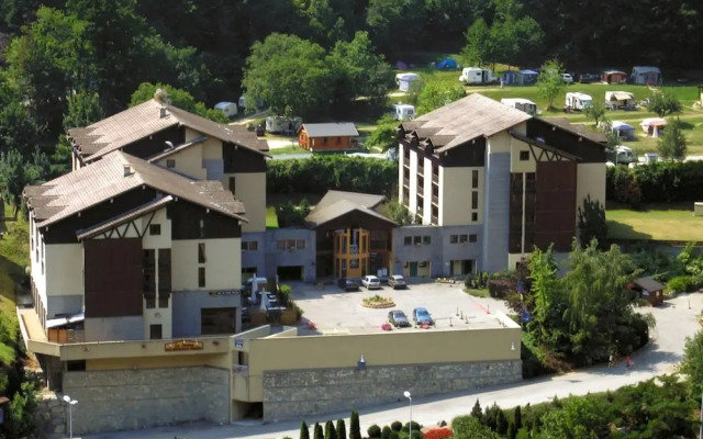 Studio in Brides les Bains 600m From Skilift