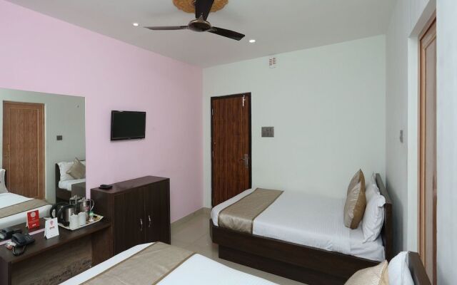 OYO 13265 Aashray Guest House