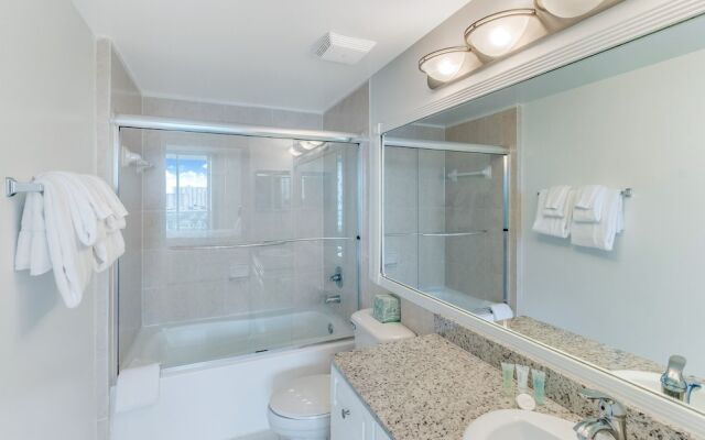 Churchill Suites Intracoastal Yacht Club