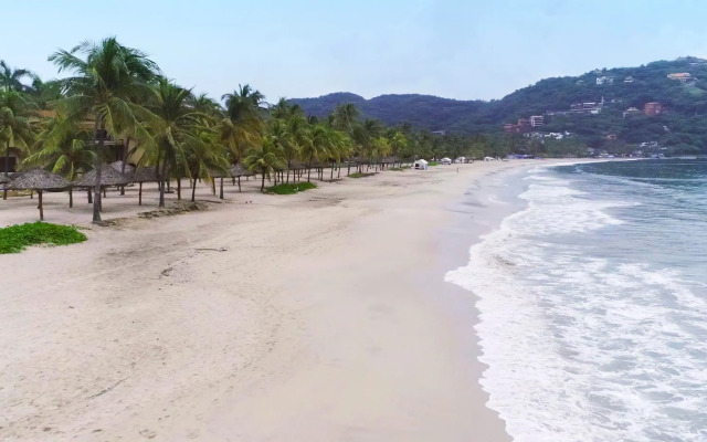 La Villa Luz Adults Only