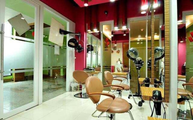 Maximillian Hotel