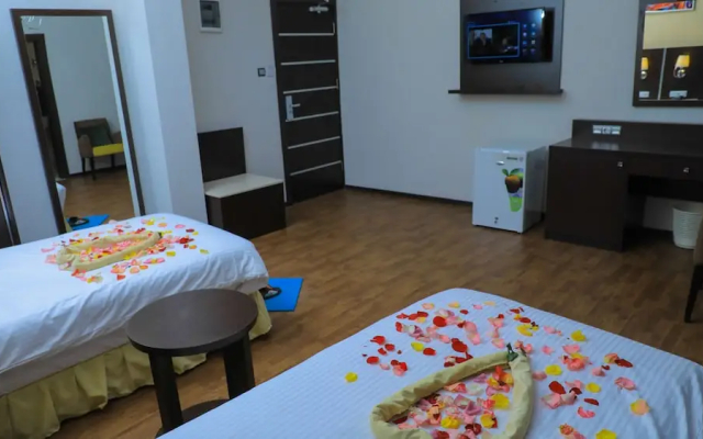 Garalay Hotel
