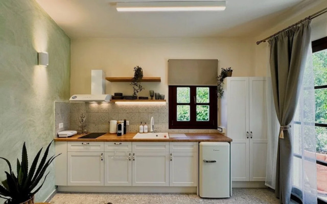 Vetus Vicinato Luxury Homes