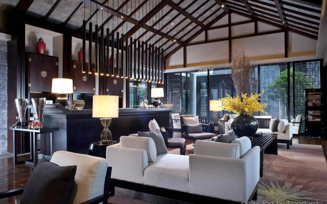Pullman Lijiang Resort and Spa