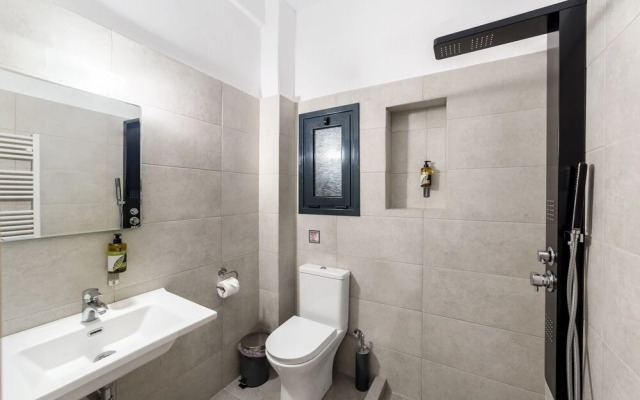Urban City Apartments by Athens Stay