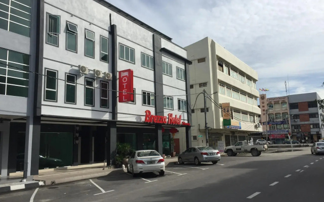 Brezza Hotel Sitiawan
