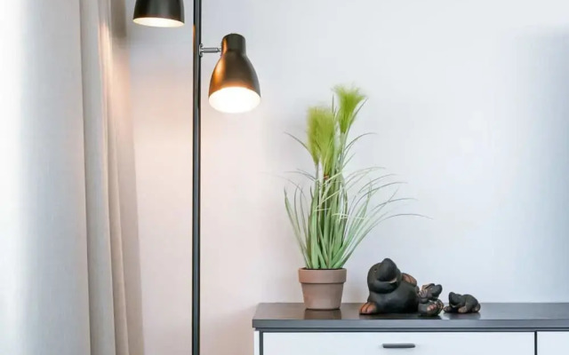 Bright Apartment With Seaview