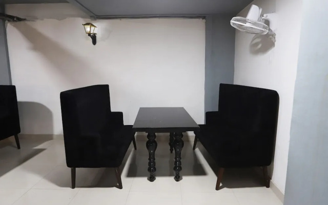 Capital 0 18693 Hotel Levanti