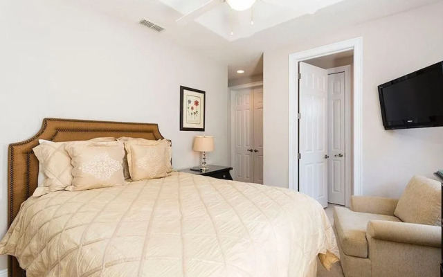 RVH_002 The Sunshine House