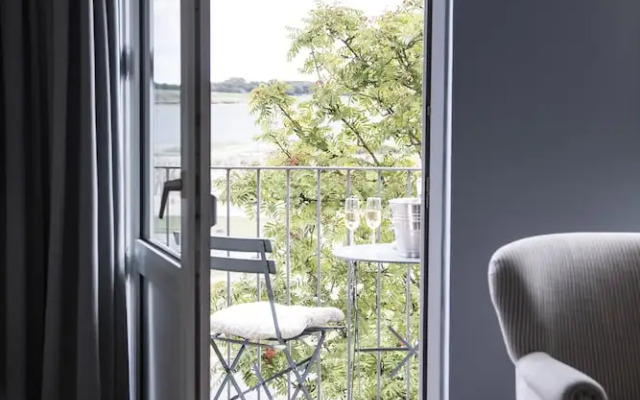 HOTEL TAMBOHUS KRO - Ved Limfjorden i Jylland