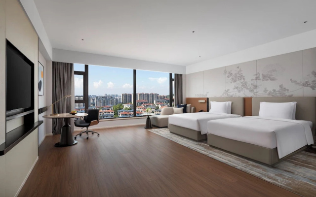 Crowne Plaza XIANGYANG FUCHUN LAKESIDE by IHG – Guest Rooms – Xiangyang